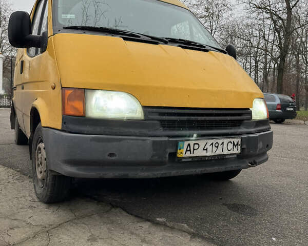 Желтый Форд Транзит, объемом двигателя 2.5 л и пробегом 622 тыс. км за 2300 $, фото 5 на Automoto.ua