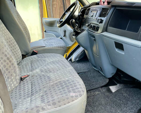 Желтый Форд Транзит, объемом двигателя 2.2 л и пробегом 430 тыс. км за 6850 $, фото 17 на Automoto.ua