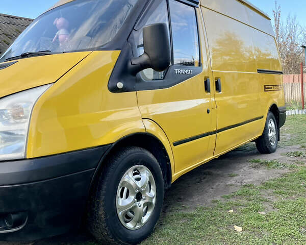 Желтый Форд Транзит, объемом двигателя 2.2 л и пробегом 430 тыс. км за 6850 $, фото 6 на Automoto.ua