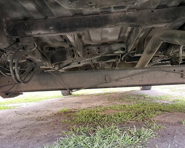 Желтый Форд Транзит, объемом двигателя 2.2 л и пробегом 430 тыс. км за 6850 $, фото 22 на Automoto.ua