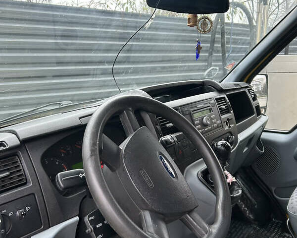 Жовтий Форд Транзит, об'ємом двигуна 2.2 л та пробігом 278 тис. км за 8200 $, фото 10 на Automoto.ua