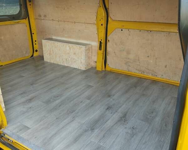 Желтый Форд Транзит, объемом двигателя 2.2 л и пробегом 320 тыс. км за 9000 $, фото 14 на Automoto.ua