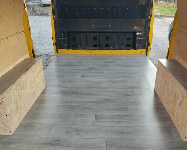 Желтый Форд Транзит, объемом двигателя 2.2 л и пробегом 320 тыс. км за 9000 $, фото 12 на Automoto.ua