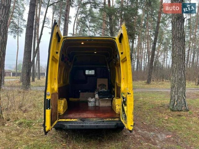 Желтый Форд Транзит, объемом двигателя 2.2 л и пробегом 317 тыс. км за 7500 $, фото 7 на Automoto.ua