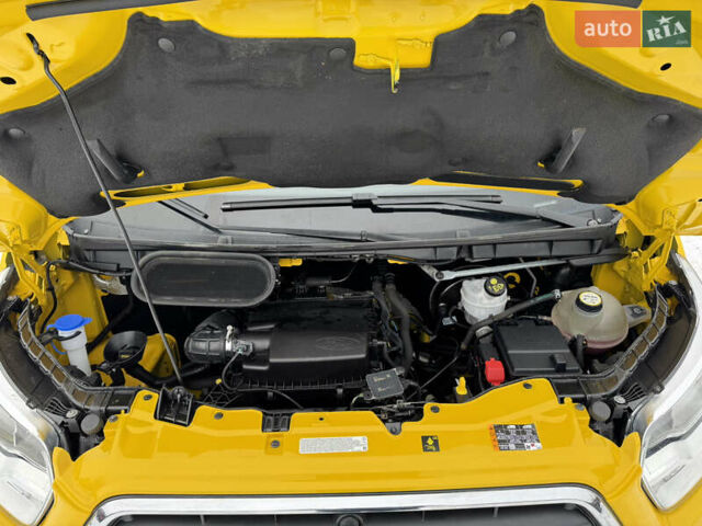 Жовтий Форд Транзит, об'ємом двигуна 2 л та пробігом 203 тис. км за 15300 $, фото 7 на Automoto.ua