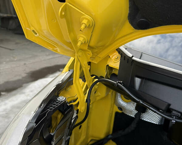 Жовтий Форд Транзит, об'ємом двигуна 2 л та пробігом 245 тис. км за 16000 $, фото 47 на Automoto.ua