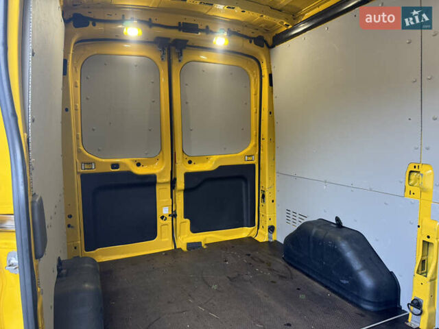 Жовтий Форд Транзит, об'ємом двигуна 2 л та пробігом 204 тис. км за 15150 $, фото 40 на Automoto.ua