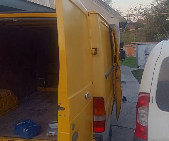 Жовтий Форд Транзит, об'ємом двигуна 2 л та пробігом 380 тис. км за 2800 $, фото 4 на Automoto.ua