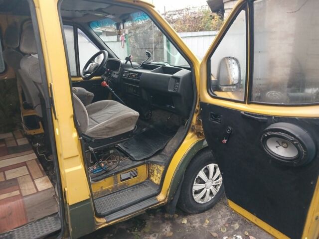 Желтый Форд Транзит, объемом двигателя 2.5 л и пробегом 35 тыс. км за 2000 $, фото 5 на Automoto.ua