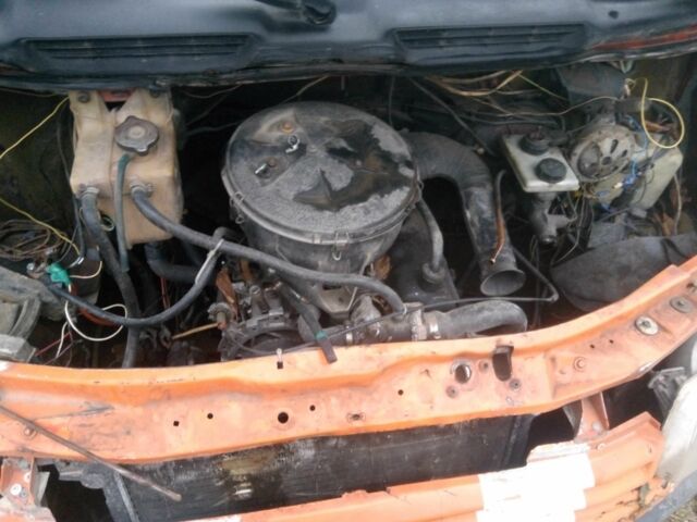 Жовтий Форд Транзит, об'ємом двигуна 2.5 л та пробігом 500 тис. км за 617 $, фото 2 на Automoto.ua