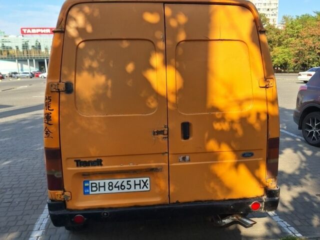 Желтый Форд Транзит, объемом двигателя 2.5 л и пробегом 50 тыс. км за 1600 $, фото 4 на Automoto.ua