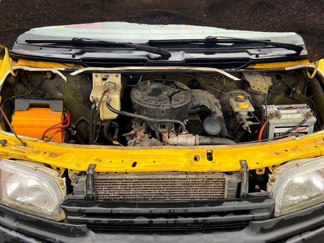 Желтый Форд Транзит, объемом двигателя 2.5 л и пробегом 405 тыс. км за 1900 $, фото 12 на Automoto.ua