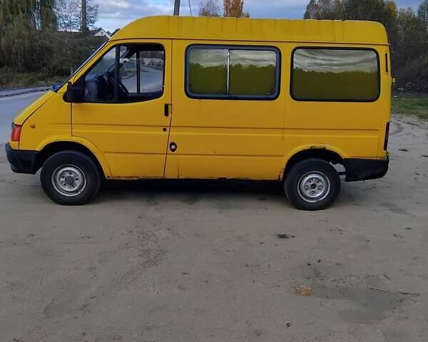 Форд Транзит 1994 в Шумск на Automoto.ua Желтый Форд Транзит, объемом двигателя 2.5 л и пробегом 400 тыс. км за 1650 $, фото 6 на Automoto.ua