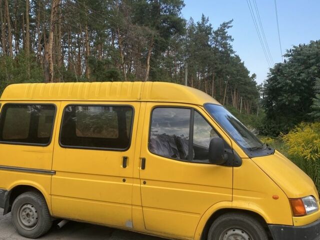 Желтый Форд Транзит, объемом двигателя 2.5 л и пробегом 293 тыс. км за 2900 $, фото 2 на Automoto.ua
