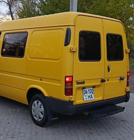 Жовтий Форд Транзит, об'ємом двигуна 3 л та пробігом 300 тис. км за 2700 $, фото 2 на Automoto.ua