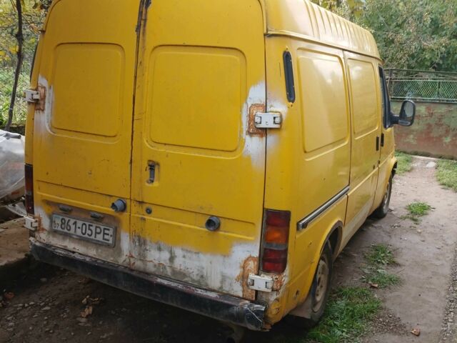Желтый Форд Транзит, объемом двигателя 0 л и пробегом 400 тыс. км за 1391 $, фото 2 на Automoto.ua