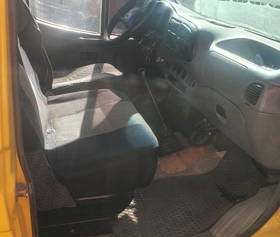 Жовтий Форд Транзит, об'ємом двигуна 0 л та пробігом 450 тис. км за 3600 $, фото 3 на Automoto.ua