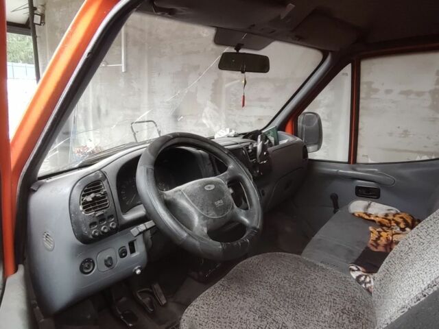 Желтый Форд Транзит, объемом двигателя 2.5 л и пробегом 10 тыс. км за 2100 $, фото 4 на Automoto.ua