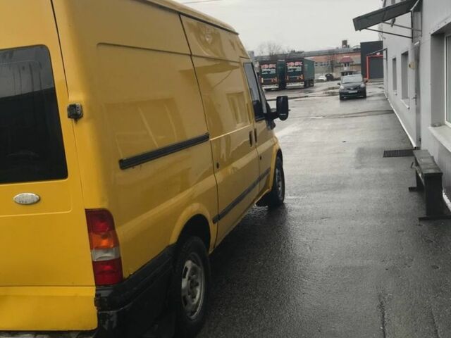 Желтый Форд Транзит, объемом двигателя 2 л и пробегом 312 тыс. км за 4000 $, фото 2 на Automoto.ua