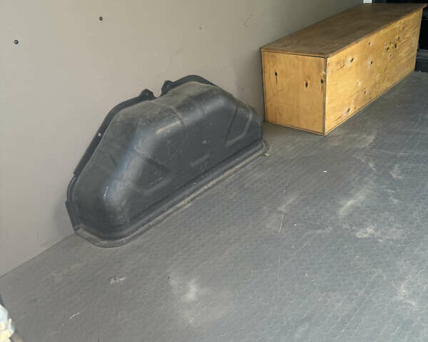 Желтый Форд Транзит, объемом двигателя 2 л и пробегом 240 тыс. км за 5500 $, фото 8 на Automoto.ua