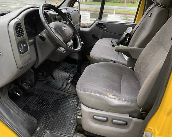 Жовтий Форд Транзит, об'ємом двигуна 2 л та пробігом 296 тис. км за 5300 $, фото 24 на Automoto.ua
