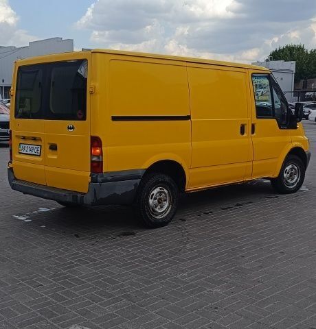Желтый Форд Транзит, объемом двигателя 2 л и пробегом 300 тыс. км за 3100 $, фото 3 на Automoto.ua