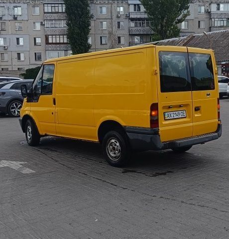 Желтый Форд Транзит, объемом двигателя 2 л и пробегом 300 тыс. км за 3100 $, фото 2 на Automoto.ua