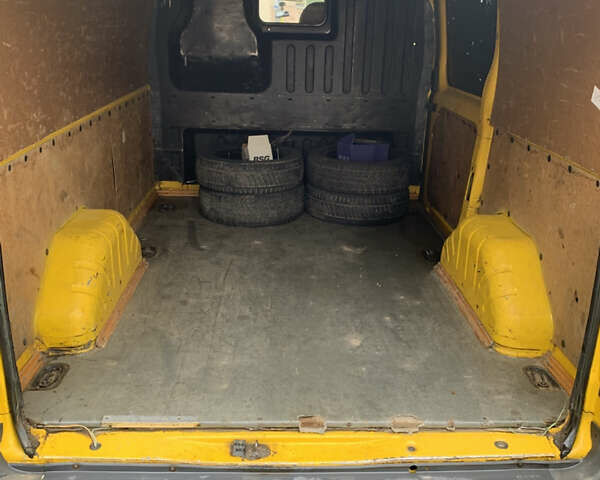 Жовтий Форд Транзит, об'ємом двигуна 2 л та пробігом 296 тис. км за 5300 $, фото 16 на Automoto.ua