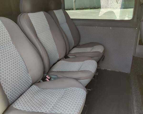 Желтый Форд Транзит, объемом двигателя 2 л и пробегом 218 тыс. км за 6800 $, фото 5 на Automoto.ua
