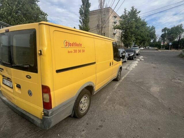 Желтый Форд Транзит, объемом двигателя 2.2 л и пробегом 400 тыс. км за 3999 $, фото 1 на Automoto.ua