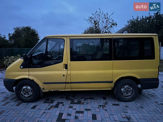 Желтый Форд Транзит, объемом двигателя 2.4 л и пробегом 310 тыс. км за 6300 $, фото 3 на Automoto.ua