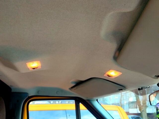 Жовтий Форд Транзит, об'ємом двигуна 2.2 л та пробігом 380 тис. км за 8500 $, фото 6 на Automoto.ua