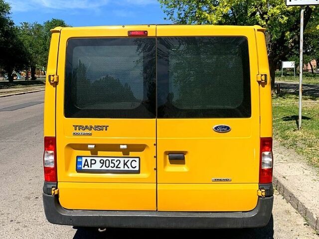 Жовтий Форд Транзит, об'ємом двигуна 2.2 л та пробігом 380 тис. км за 8500 $, фото 2 на Automoto.ua