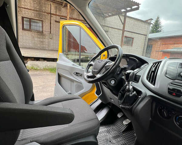 Желтый Форд Транзит, объемом двигателя 2 л и пробегом 157 тыс. км за 12999 $, фото 10 на Automoto.ua