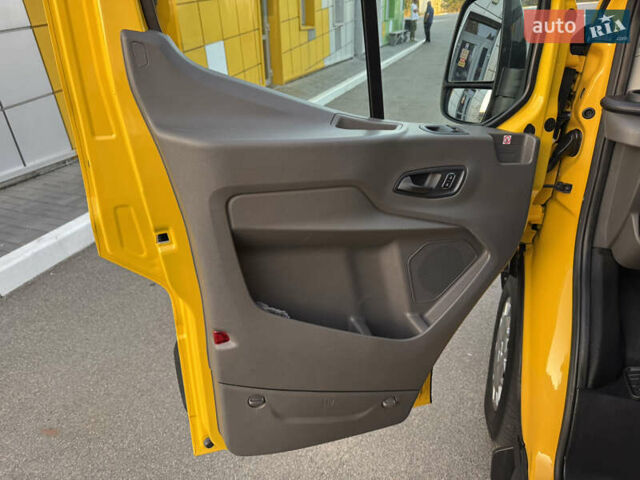 Жовтий Форд Транзит, об'ємом двигуна 2 л та пробігом 213 тис. км за 16200 $, фото 44 на Automoto.ua
