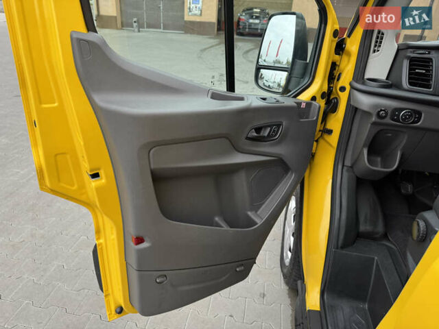 Жовтий Форд Транзит, об'ємом двигуна 2 л та пробігом 115 тис. км за 17200 $, фото 11 на Automoto.ua