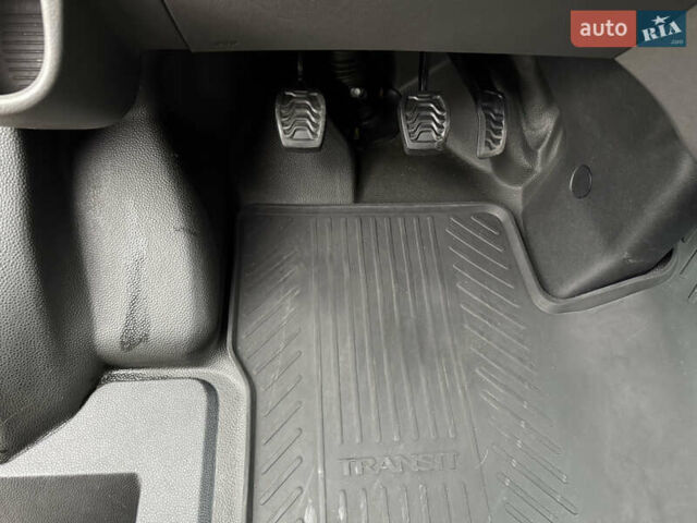 Жовтий Форд Транзит, об'ємом двигуна 2 л та пробігом 115 тис. км за 17200 $, фото 18 на Automoto.ua