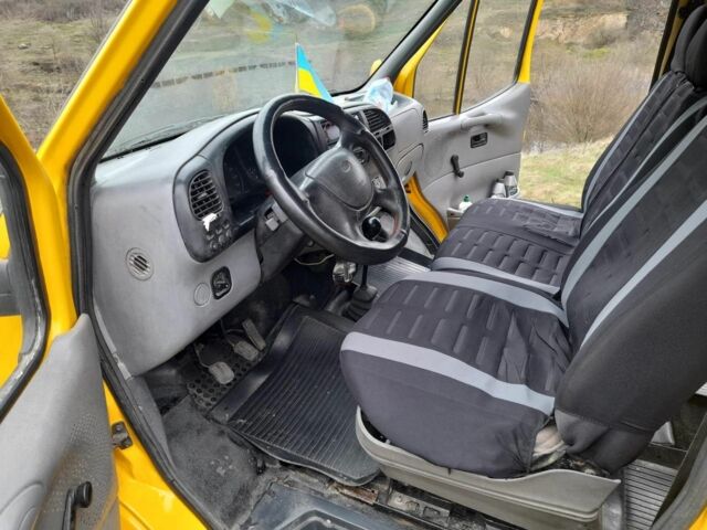 Желтый Форд Транзит, объемом двигателя 0 л и пробегом 350 тыс. км за 3200 $, фото 7 на Automoto.ua