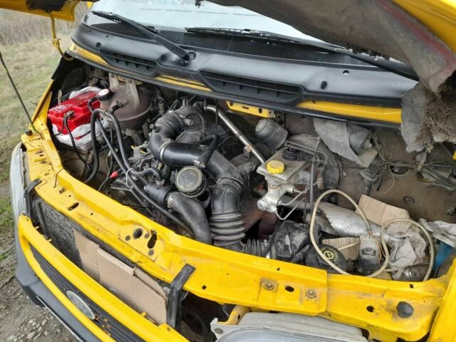 Желтый Форд Транзит, объемом двигателя 0 л и пробегом 350 тыс. км за 3200 $, фото 2 на Automoto.ua