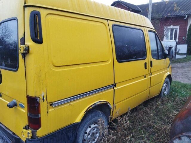 Желтый Форд Транзит, объемом двигателя 1 л и пробегом 245 тыс. км за 900 $, фото 3 на Automoto.ua