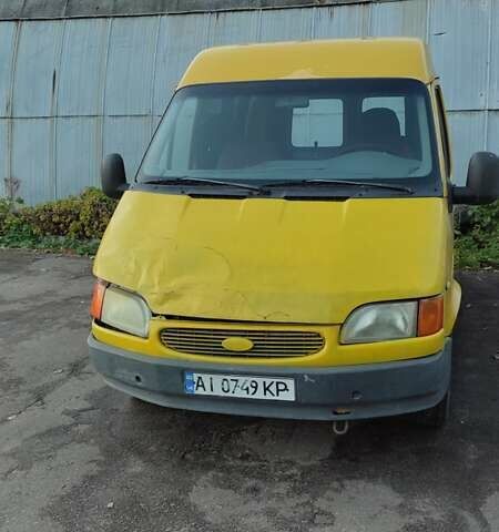 Желтый Форд Транзит, объемом двигателя 2.5 л и пробегом 544 тыс. км за 2500 $, фото 1 на Automoto.ua