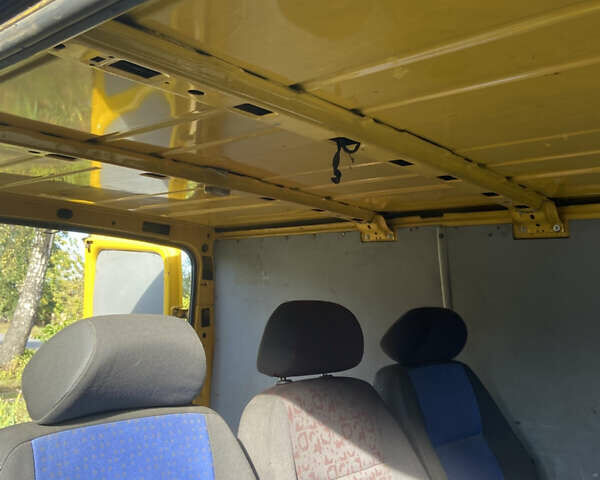 Желтый Форд Транзит, объемом двигателя 2 л и пробегом 300 тыс. км за 5200 $, фото 6 на Automoto.ua