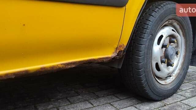 Желтый Форд Транзит, объемом двигателя 2 л и пробегом 290 тыс. км за 6296 $, фото 10 на Automoto.ua