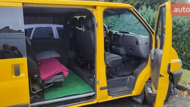 Желтый Форд Транзит, объемом двигателя 2 л и пробегом 290 тыс. км за 6296 $, фото 2 на Automoto.ua