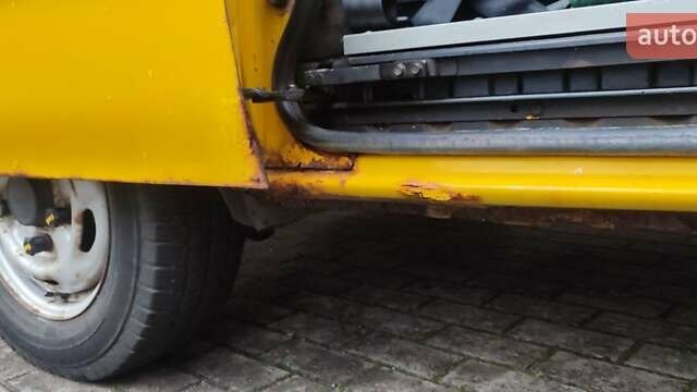 Желтый Форд Транзит, объемом двигателя 2 л и пробегом 290 тыс. км за 6296 $, фото 7 на Automoto.ua