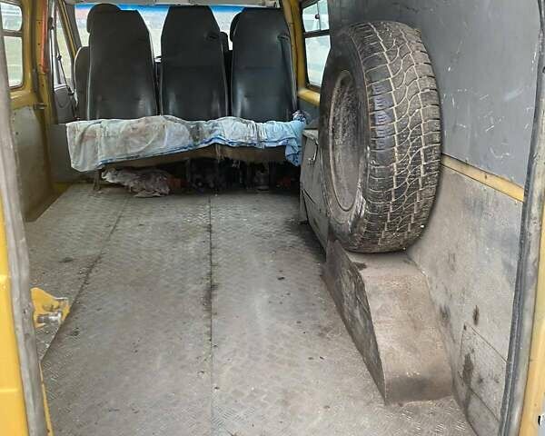 Жовтий Форд Транзит, об'ємом двигуна 2.4 л та пробігом 254 тис. км за 5000 $, фото 15 на Automoto.ua