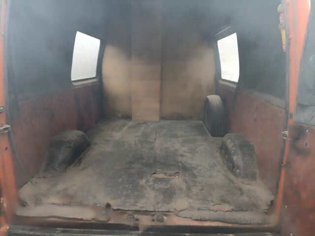 Жовтий Форд Транзит, об'ємом двигуна 2.5 л та пробігом 330 тис. км за 1864 $, фото 7 на Automoto.ua