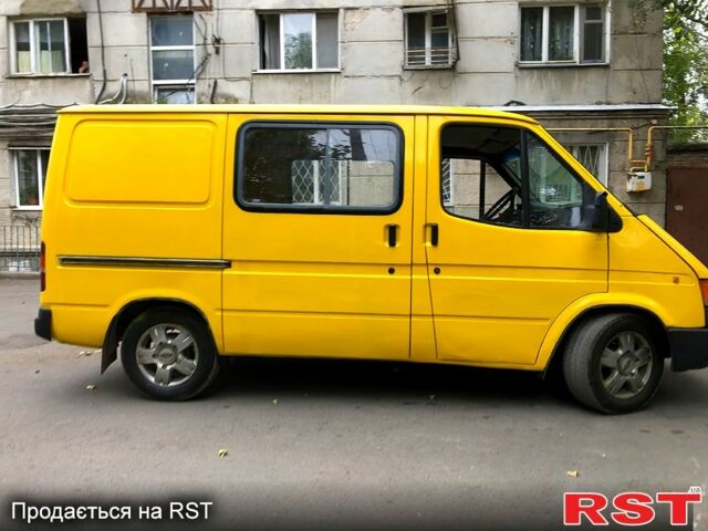 Желтый Форд Транзит, объемом двигателя 2 л и пробегом 200 тыс. км за 2399 $, фото 2 на Automoto.ua