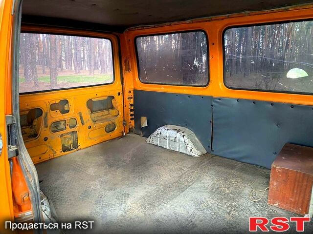 Желтый Форд Транзит, объемом двигателя 25 л и пробегом 325 тыс. км за 1950 $, фото 8 на Automoto.ua