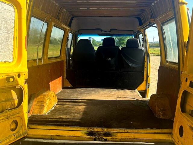 Жовтий Форд Транзит, об'ємом двигуна 2.5 л та пробігом 300 тис. км за 1790 $, фото 3 на Automoto.ua